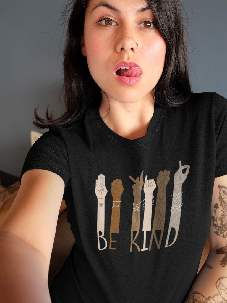 charcoal-black-be-kind-graphic-crew-neck-tee-woman-fashion-apparel-my-beyoutiful-boutique