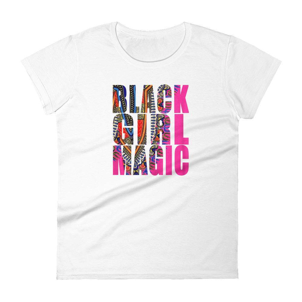 white-black-girl-magic-graphic-t-shirt-woman-fashion-apparel-my-beyoutiful-boutique